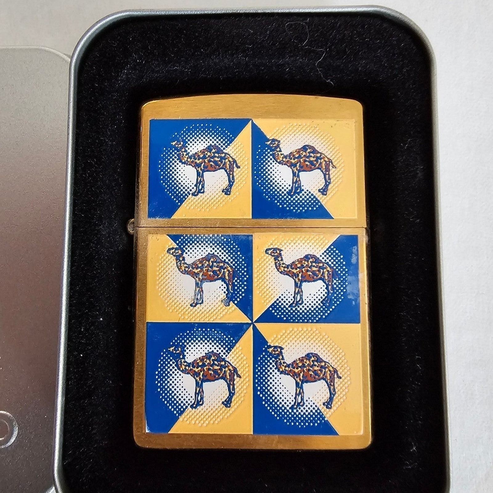 Vintage New 1998 Zippo Brass Lighter Camel Camel Corners