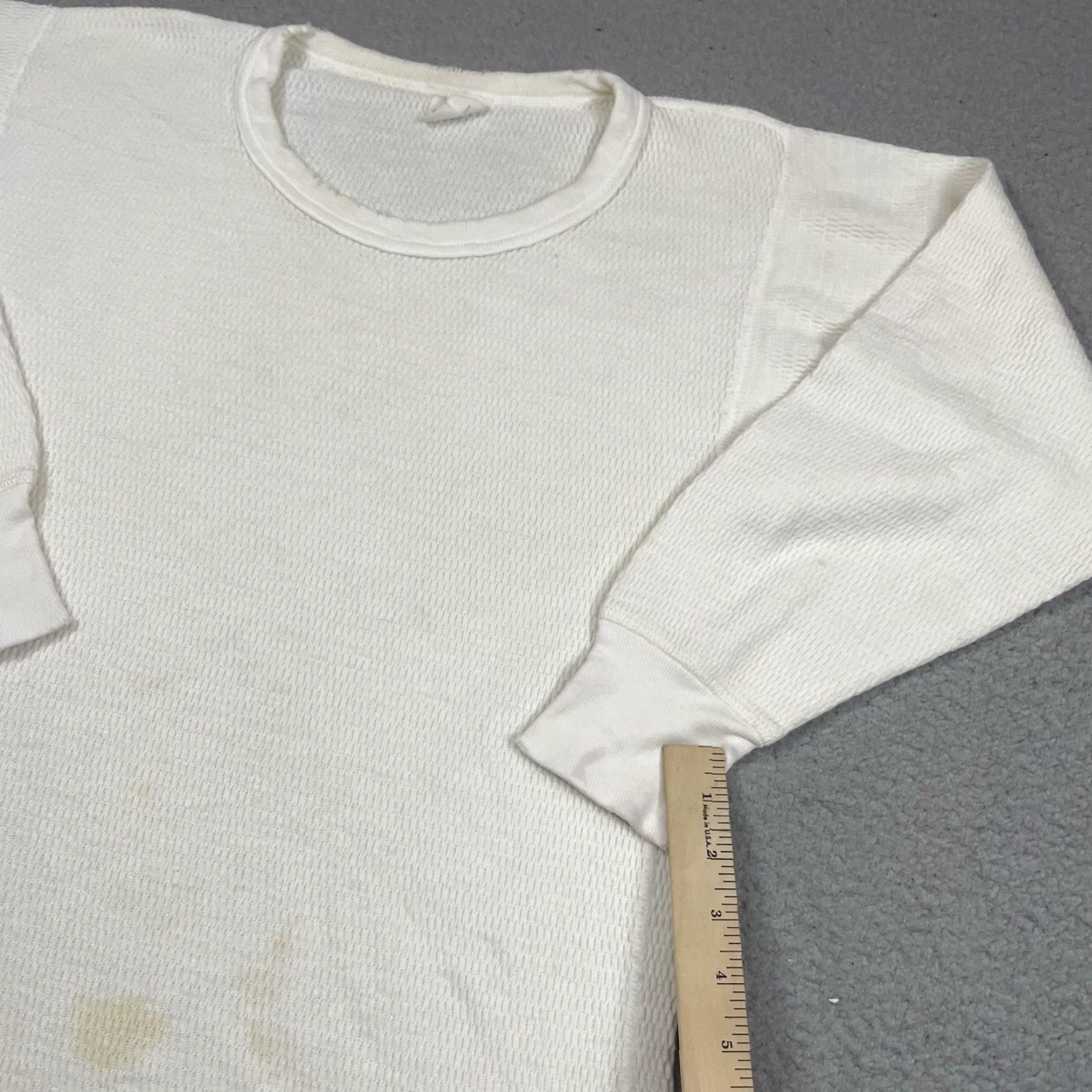 Vintage VINTAGE Oakton Thermal Shirt Men XL White 80s Distressed Made In USA Size US XL / EU 56 / 4 - 5 Thumbnail