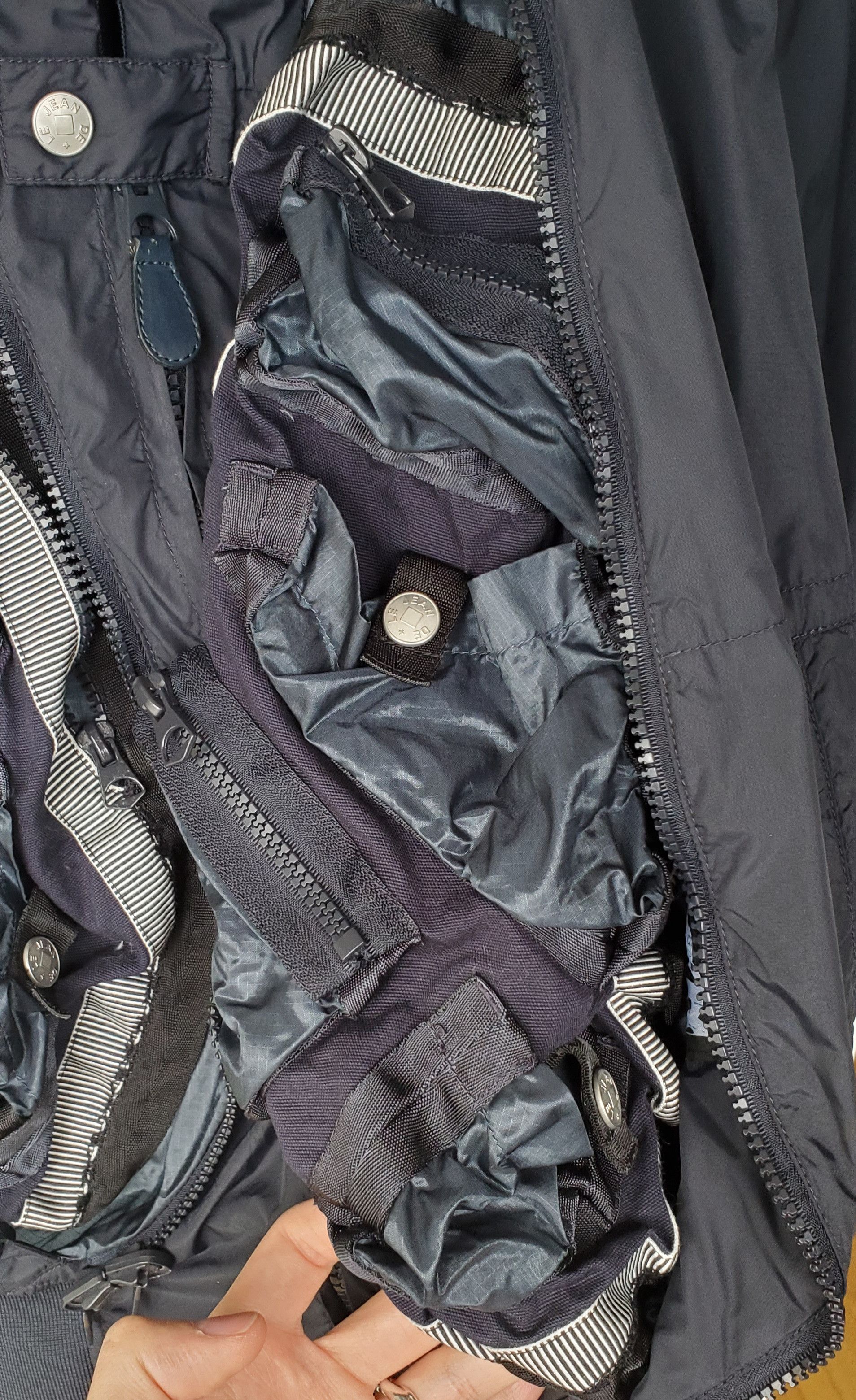 Marithe + Francois Girbaud WearABag Convertible Cargo Jacket Size US M / EU 48-50 / 2 - 8 Thumbnail