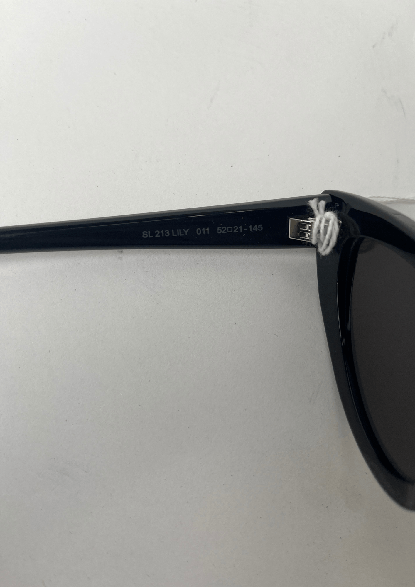 Yves Saint Laurent Black textured cat eye sunnies Size ONE SIZE - 9 Thumbnail