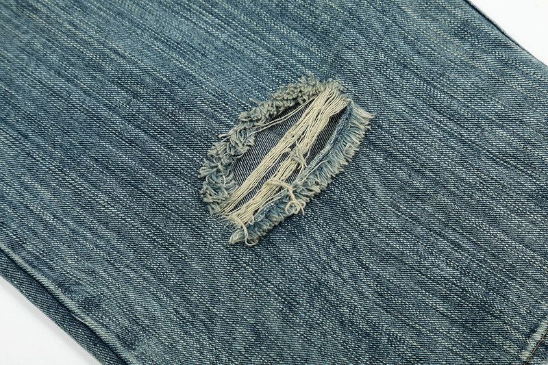 Vintage Men's Washed Embroidered Distressed Curved-Leg Jeans Size US 32 / EU 48 - 4 Thumbnail