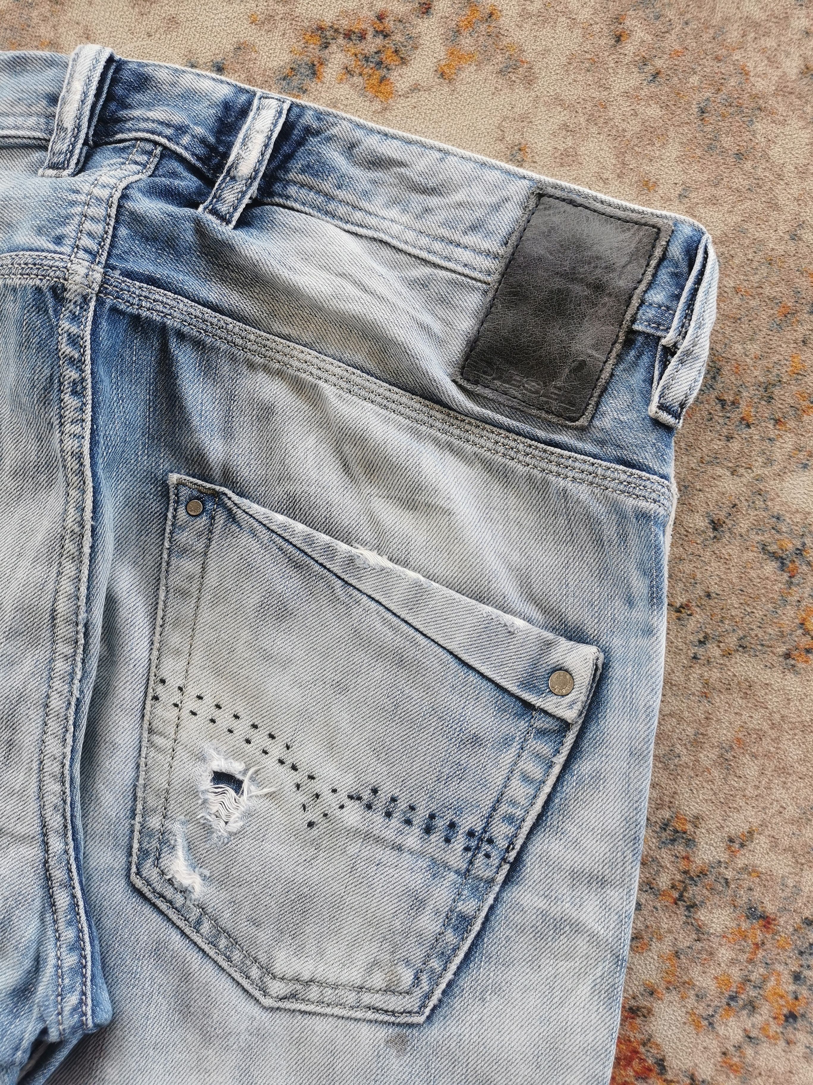 Diesel Diesel Blue Eyecons 2012/2 Edition Slim Straight- Y154 Size US 30 / EU 46 - 12 Thumbnail