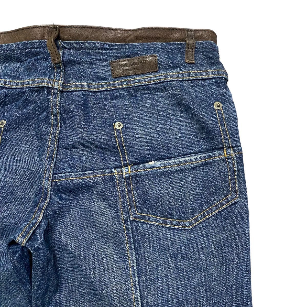 Neil Barrett Neil Barrett Denim Leather Trimmed Flare Jeans Low Rise Size 28" / US 6 / IT 42 - 12 Thumbnail