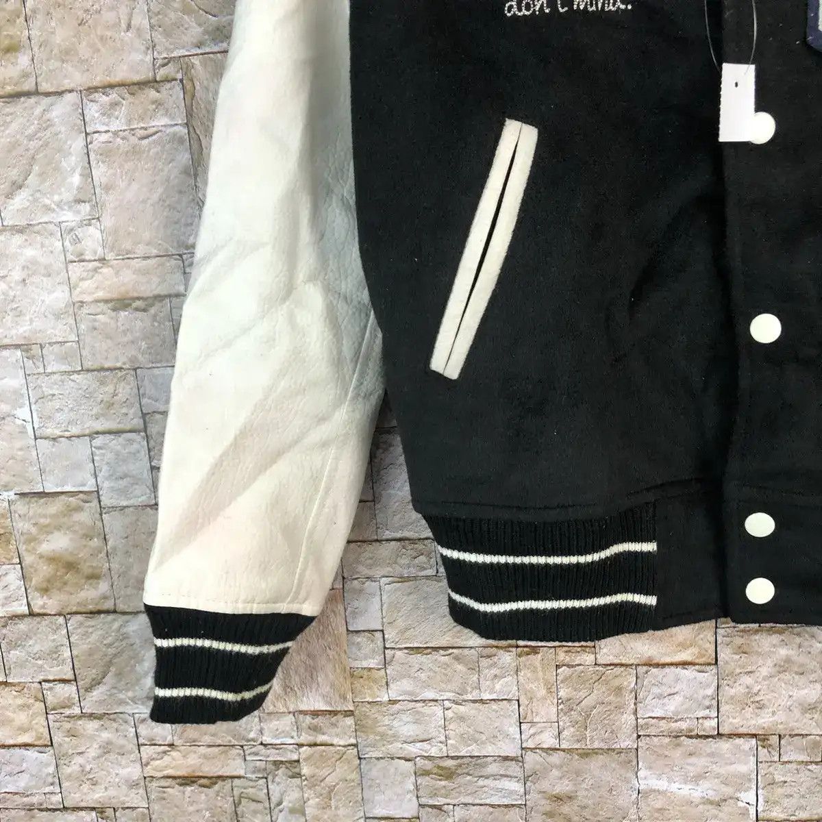 Vintage DL Japan Black White Bombers Jacket #A884 Size S / US 4 / IT 40 - 7 Thumbnail