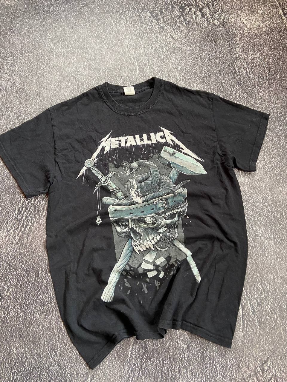 Band Tees Metallica vintage style big print distressed tee Size US S / EU 44-46 / 1 - 1 Thumbnail