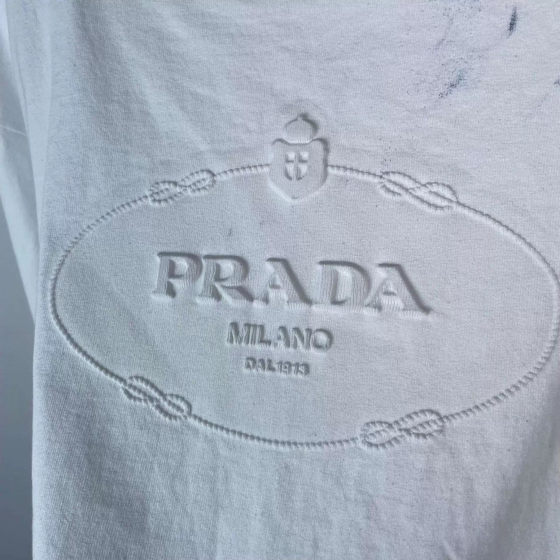 Prada Prada White Embossed Long Sleeve T-shirt Size XS / US 0-2 / IT 36-38 - 8 Thumbnail