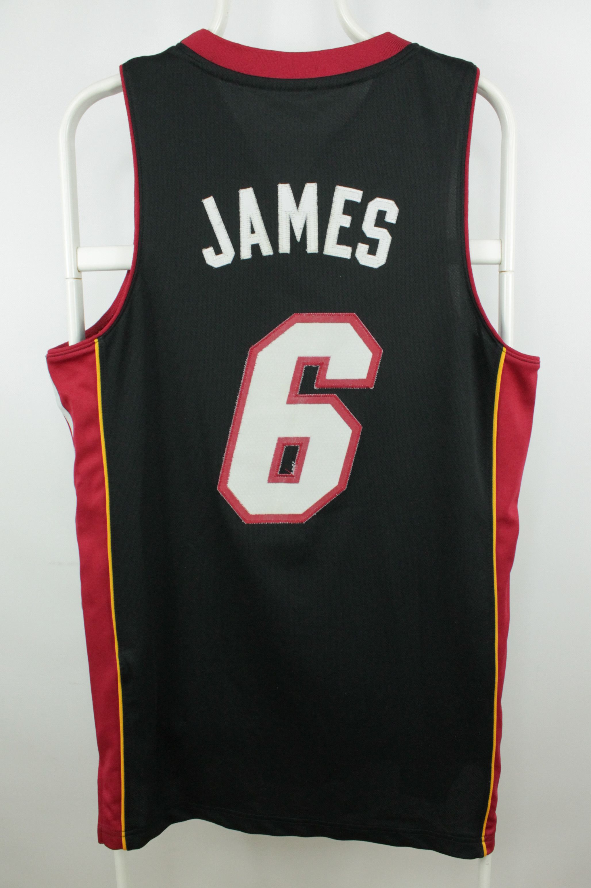 Adidas × NBA Adidas 2010 LEBRON JAMES #6 MIAMI HEAT AWAY JERSEY Size US S / EU 44-46 / 1 - 6 Thumbnail