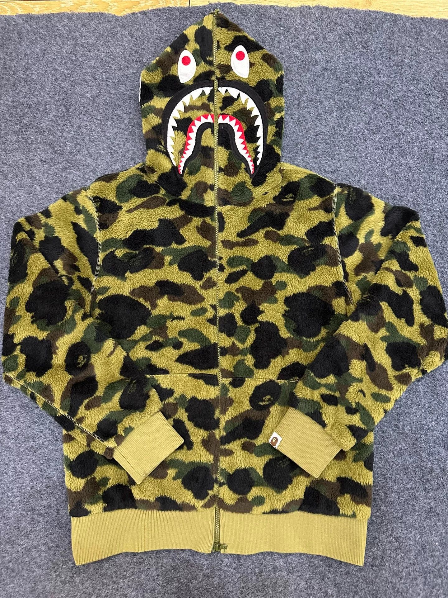 Bape Bape Multi Shark Sweatshirt Pullover Size US XL / EU 56 / 4 - 1 Thumbnail