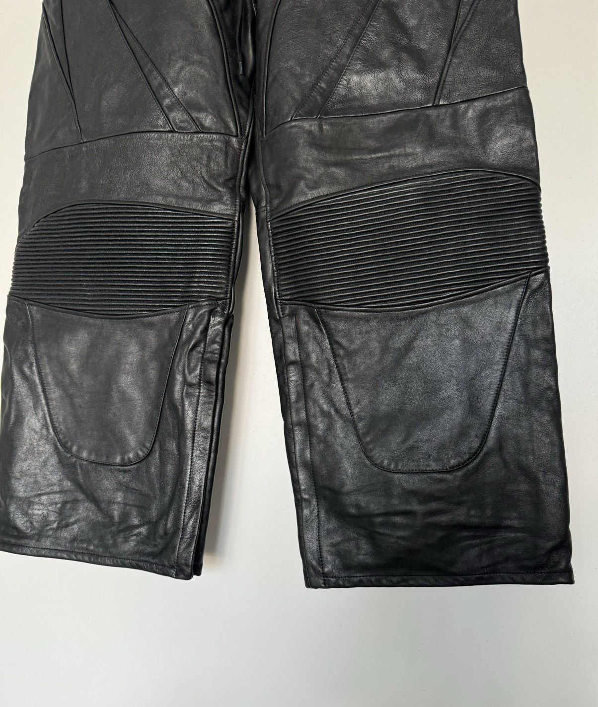 Balenciaga Balenciaga Leather Biker Moto Pants Size US 32 / EU 48 - 2 Thumbnail