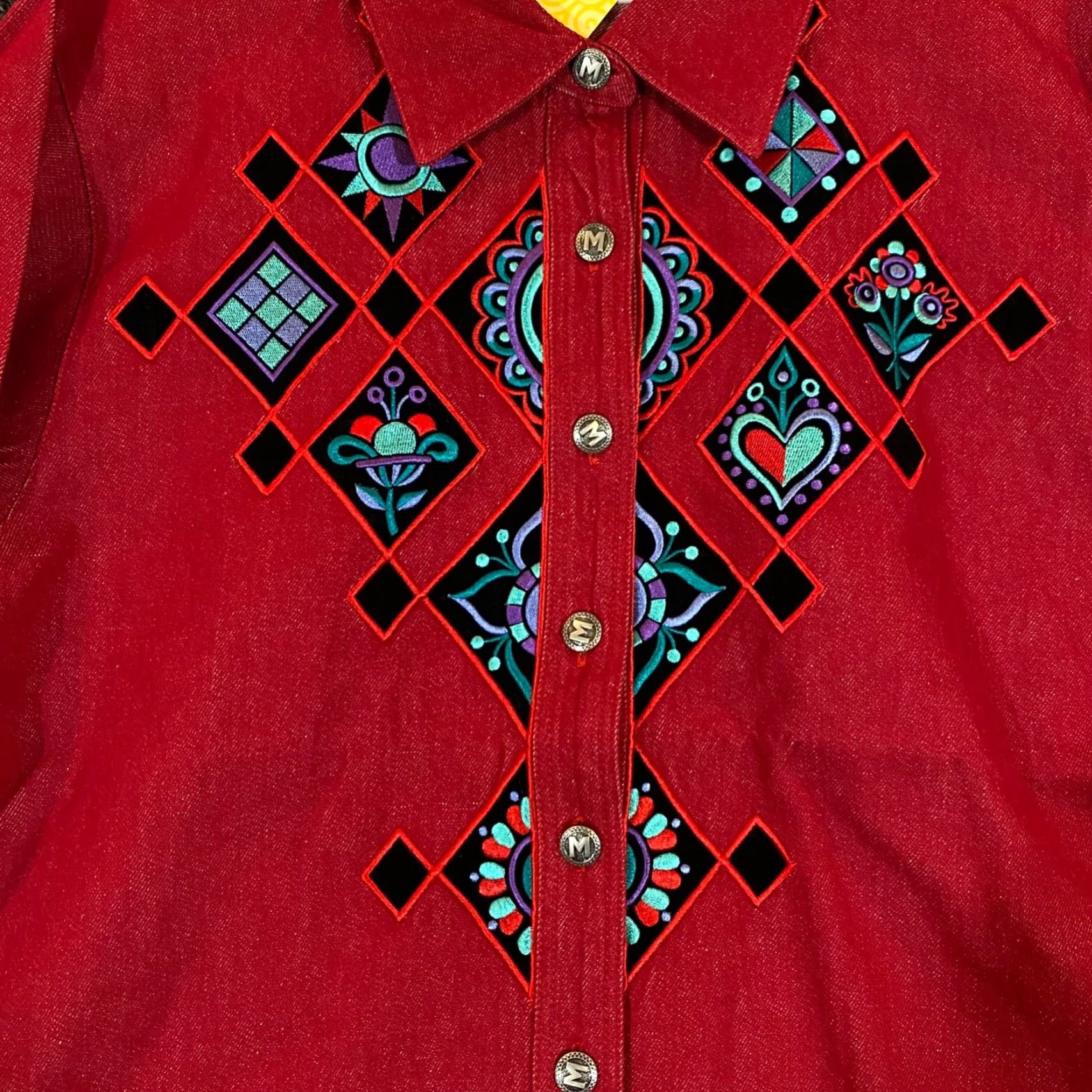 Bob Mackie Bob Mackie Wearable Art Embroidered Button Shirt Shacket Womens Medium Red Denim Shirt Size M / US 6-8 / IT 42-44 - 2 Thumbnail