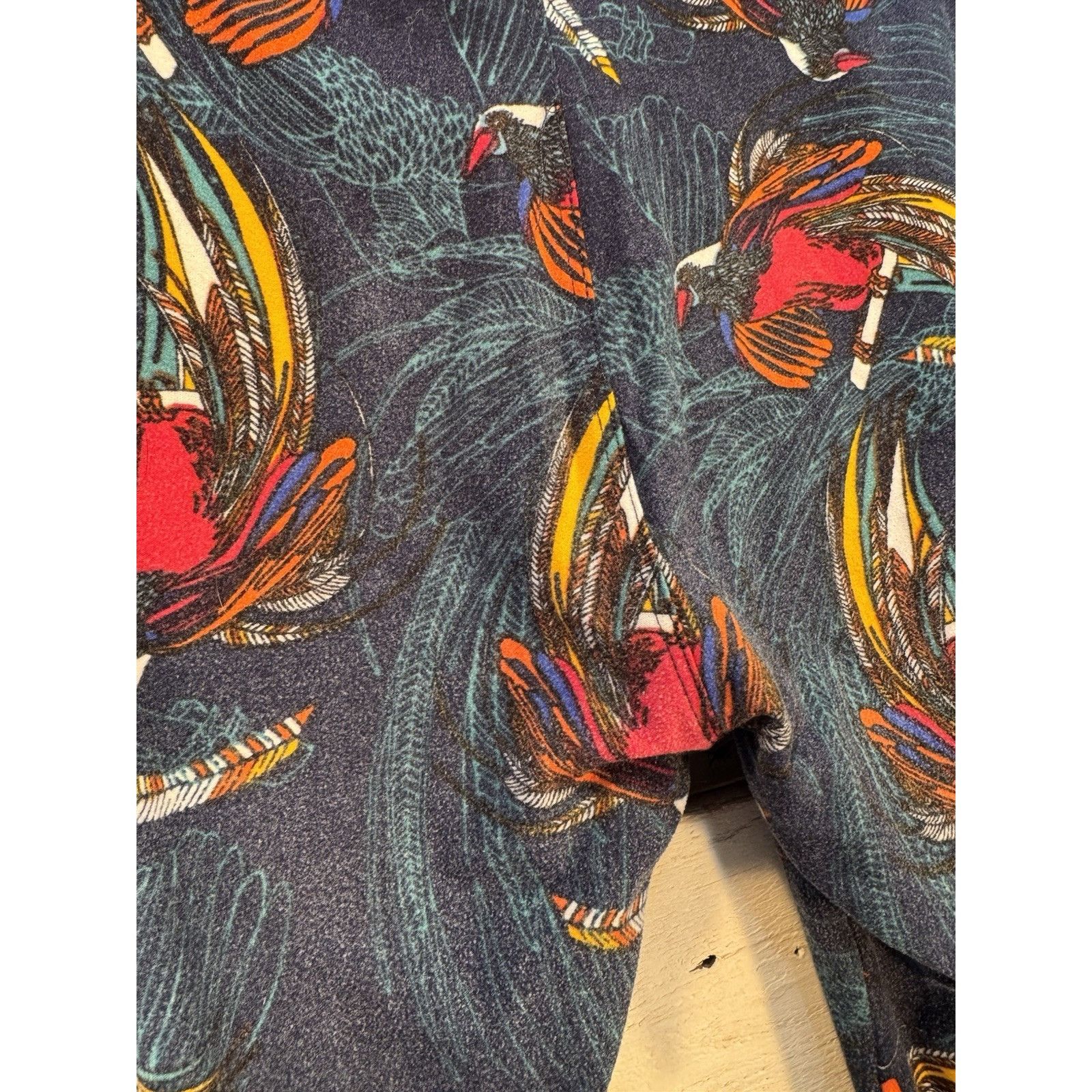 Other LuLaRoe Leggings OS One Size Blue Birds Feathers USED Size 29" - 6 Thumbnail