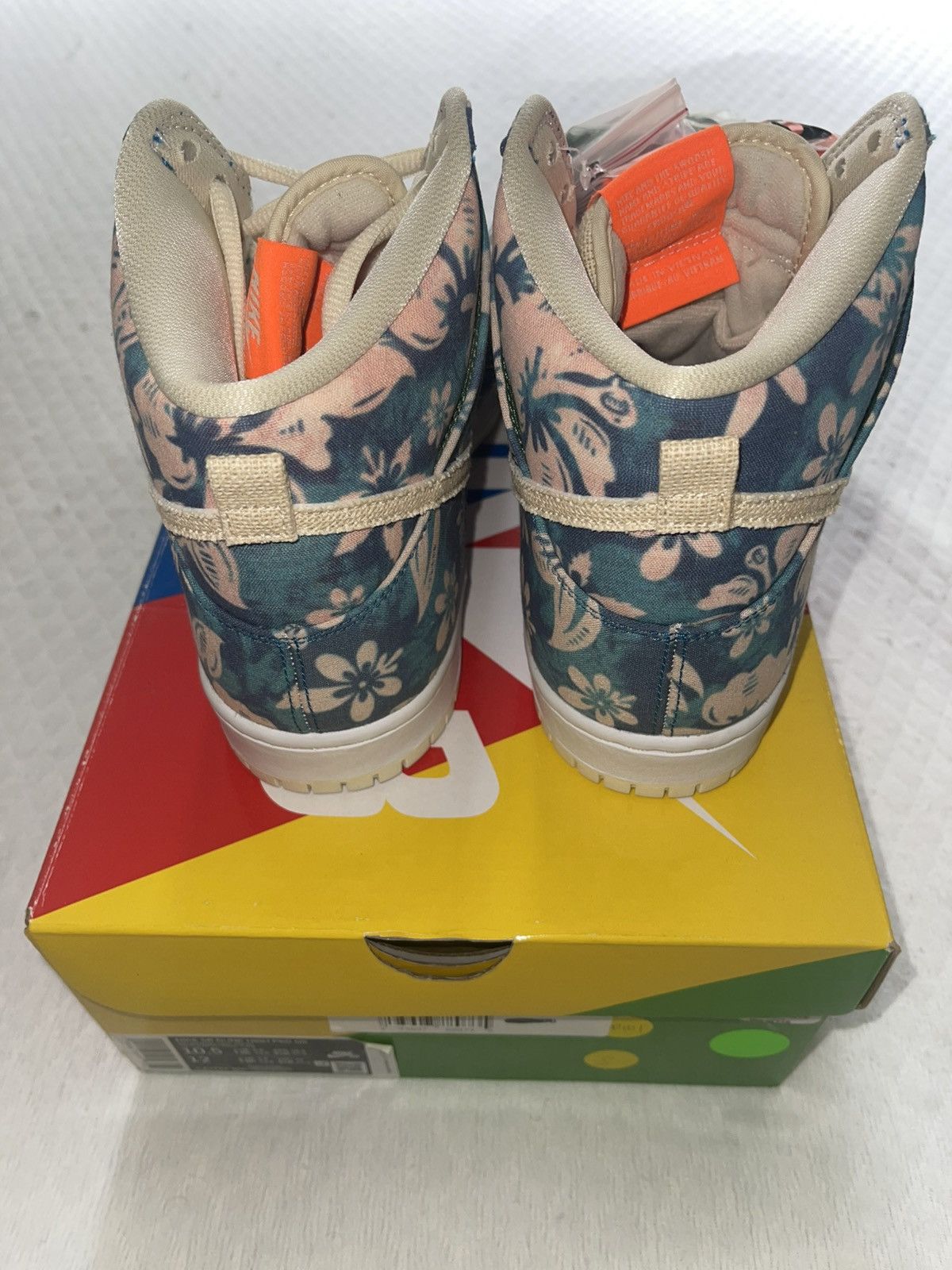 Nike NIKE HAWAII SB DUNK HIGH PRO QS 10.5 DS OG ALL AQUAMARINE Size US 10.5 / EU 43-44 - 8 Thumbnail