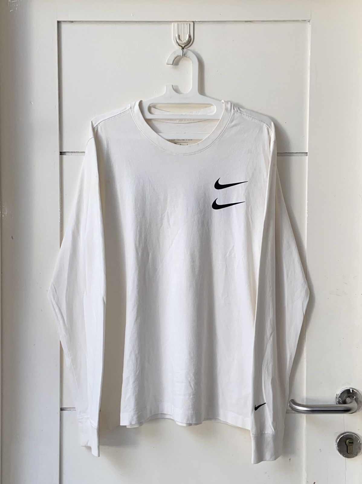 Nike THE NIKE TEE White Long T-shirt Size US S / EU 44-46 / 1 - 11 Thumbnail