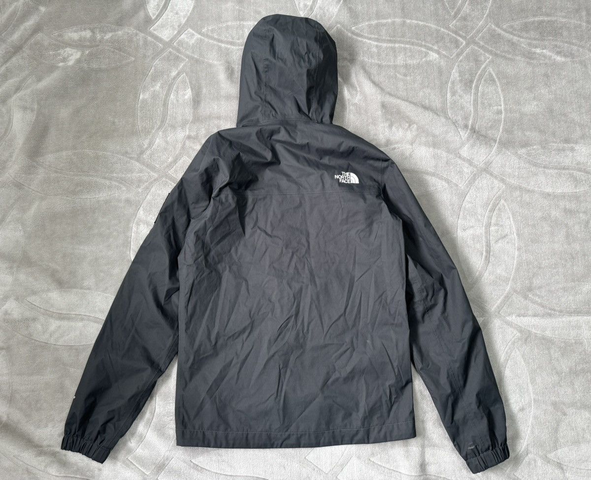 The North Face The North Face 1990 Mountain Q Jacket Asphalt Grey size XS Size US S / EU 44-46 / 1 - 2 Thumbnail