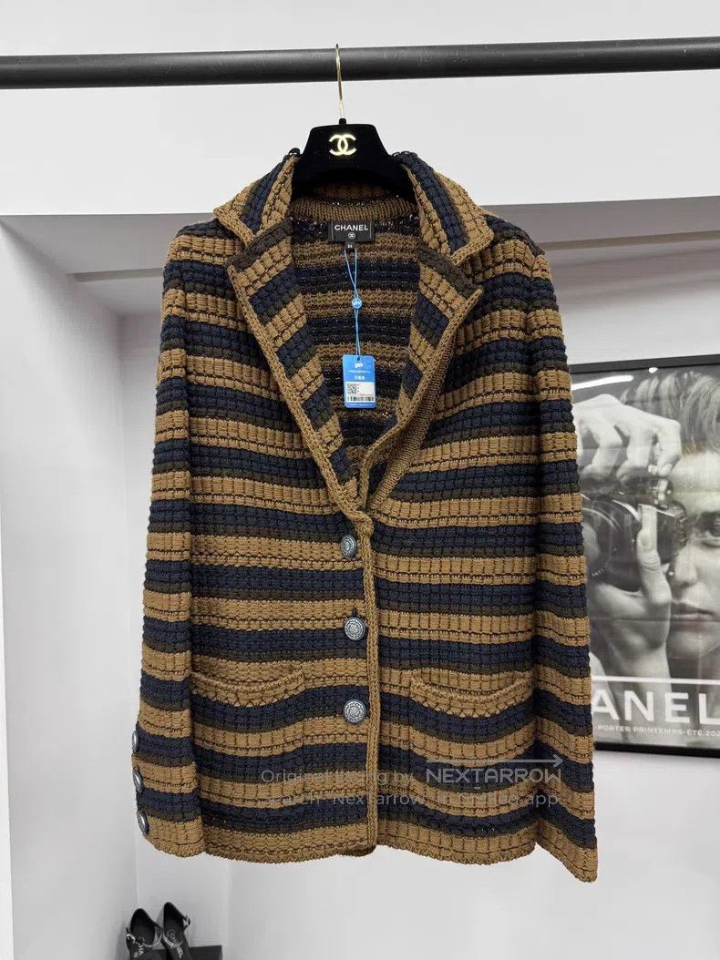 Chanel Chanel Station series khaki blue striped jacket Size XXS / US 00 / IT 34 - 1 Thumbnail