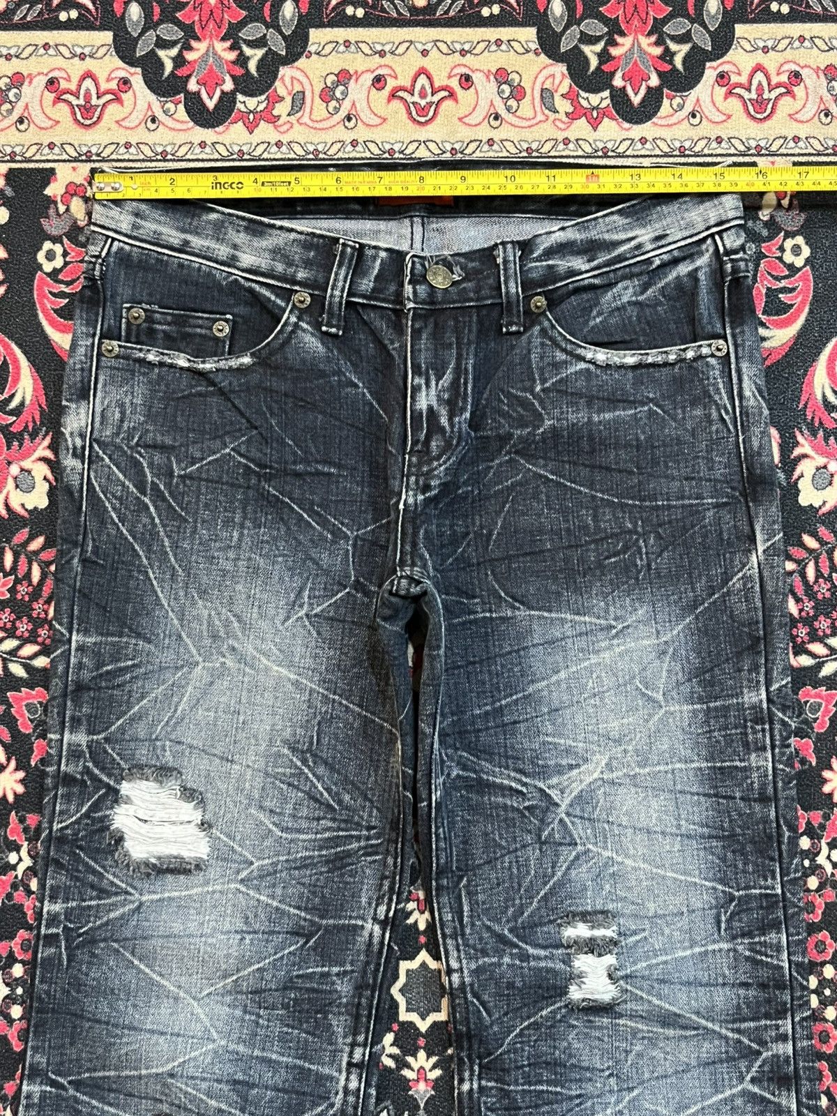 Tornado Mart K.U.I Dark Cracked Washed Distressed Flare Jeans Size US 32 / EU 48 - 11 Thumbnail
