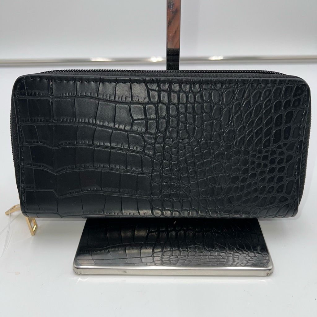 Other Unbranded Faux Leather Croco Embossed Double Zip Long Wallet ￼ Size ONE SIZE - 1 Thumbnail