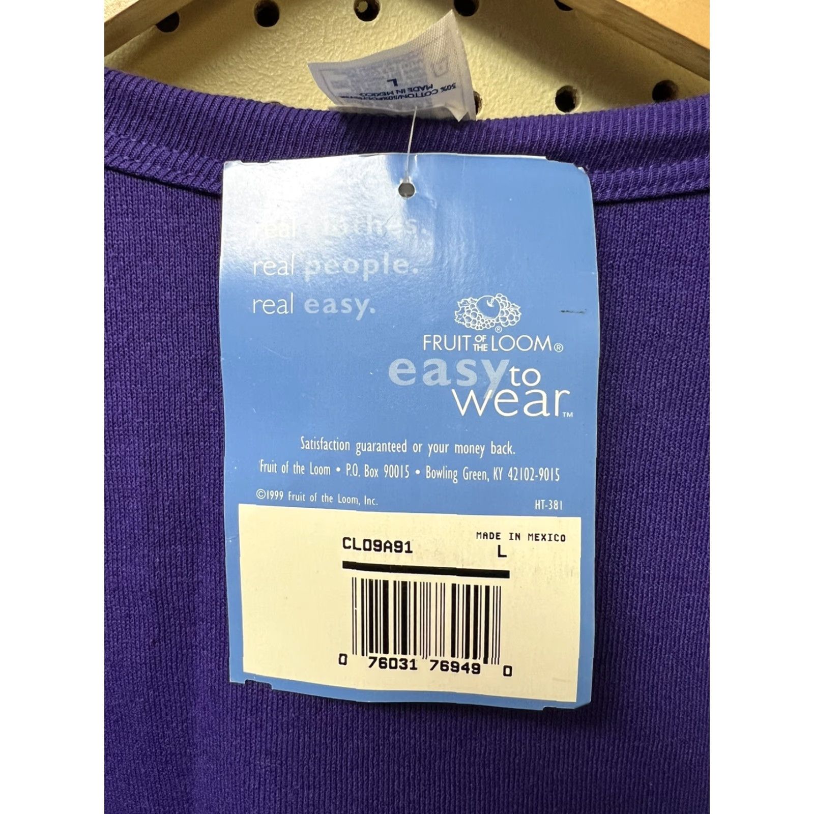Vintage VINTAGE Newport Purple Long Sleeve Embroidered Sweatshirt L Women Pullover Cotton Blend Activewear Sleeve Size L / US 10 / IT 46 - 3 Thumbnail