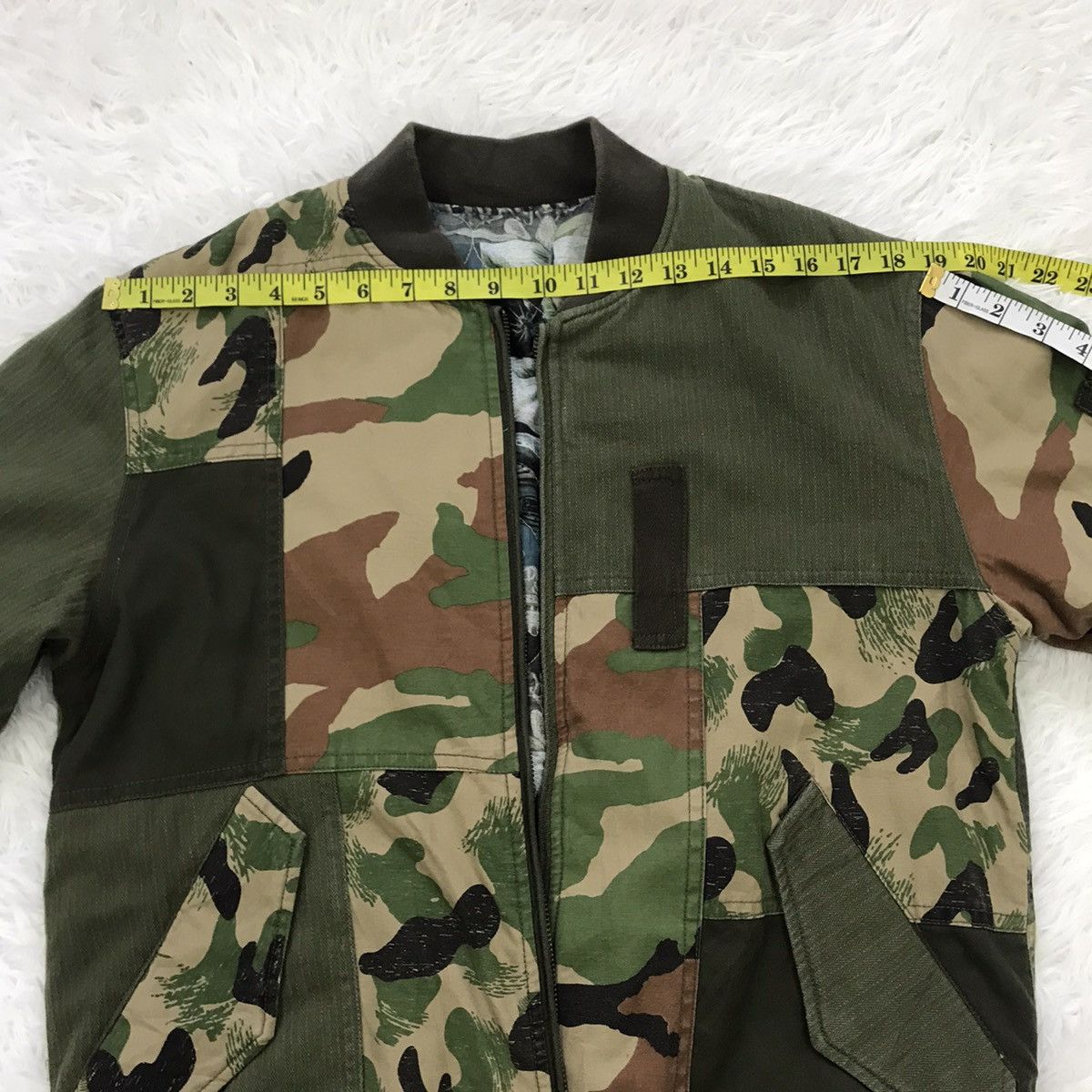 Japanese Brand Rosebud Couples Reversible Bomber Jacket (brokenzip) Size US M / EU 48-50 / 2 - 14 Thumbnail