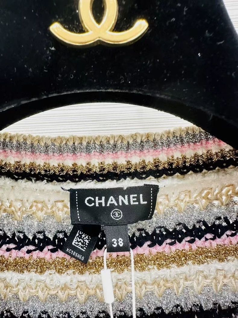 Chanel Chanel 24P striped hollowed-out short cardigan coat Size XS / US 0-2 / IT 36-38 - 5 Thumbnail