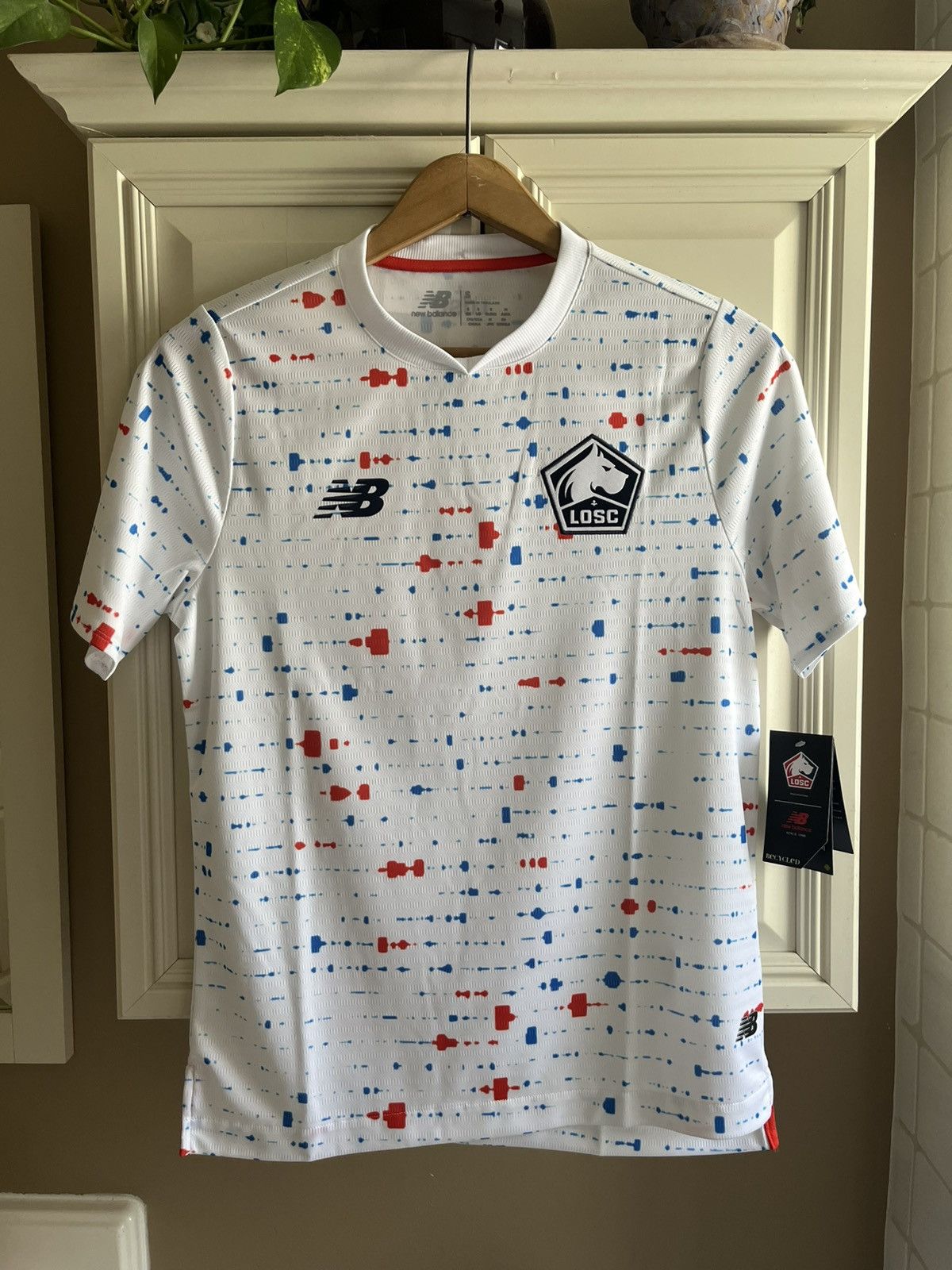 New Balance New Balance 2023-24 Lille OSC Away Soccer Jersey Size US S / EU 44-46 / 1 - 1 Thumbnail