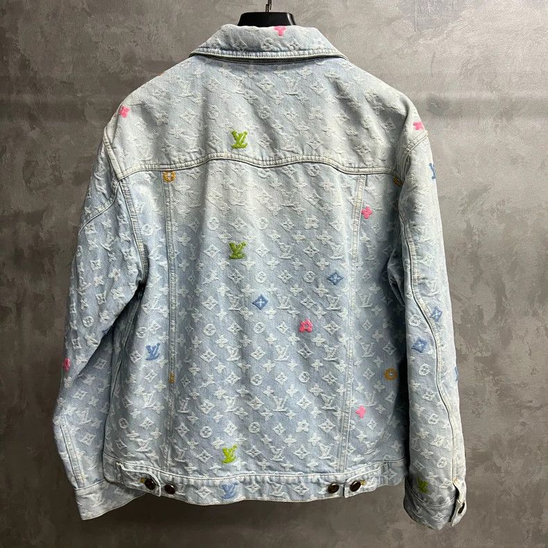 Louis Vuitton Louis Vuitton 24 blue Tyler full logo denim jacket 2502-Ne Size US M / EU 48-50 / 2 - 5 Thumbnail