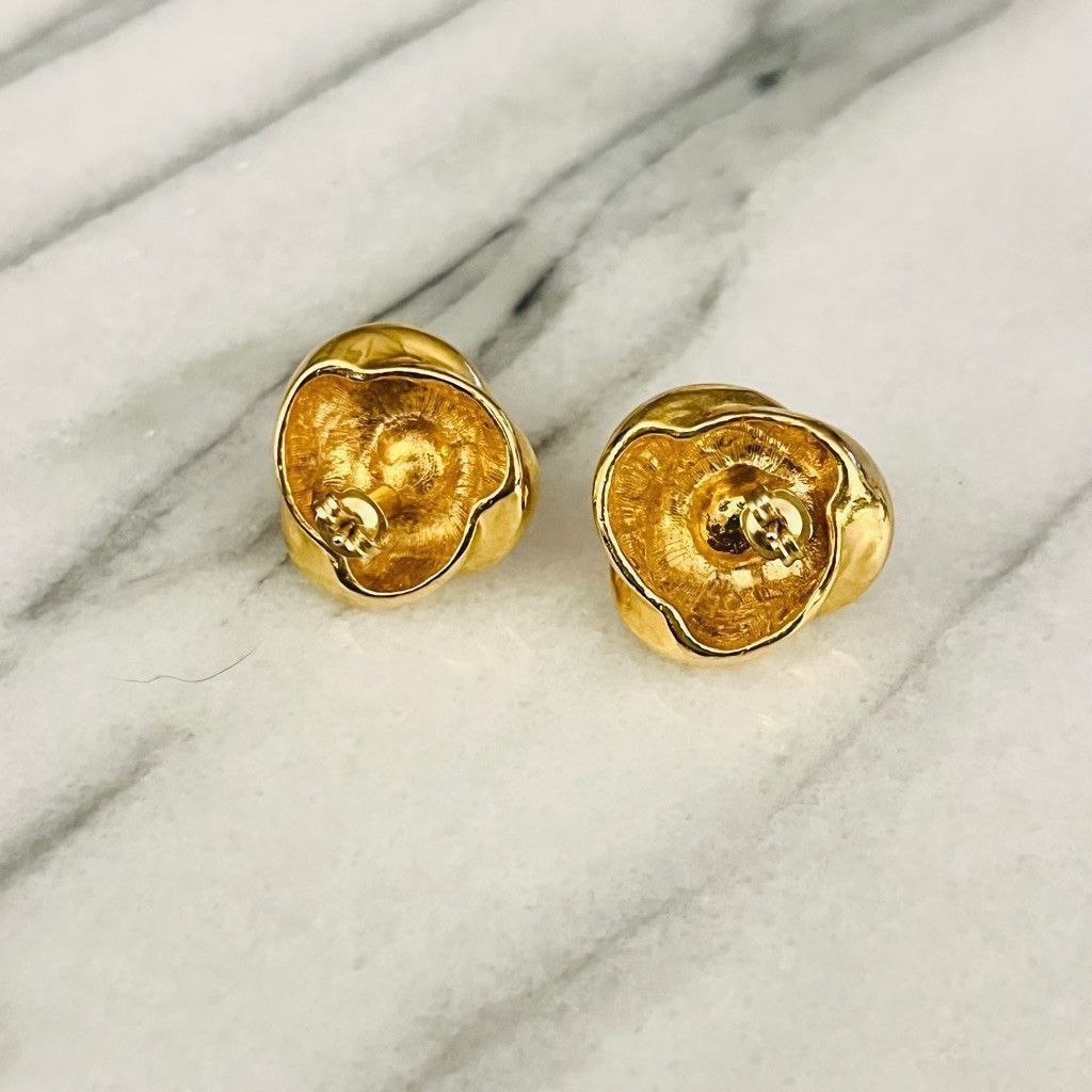 Vintage Vintage Faux Pearl Earrings Gold Toned Metal Swirl Stud Size ONE SIZE - 4 Thumbnail