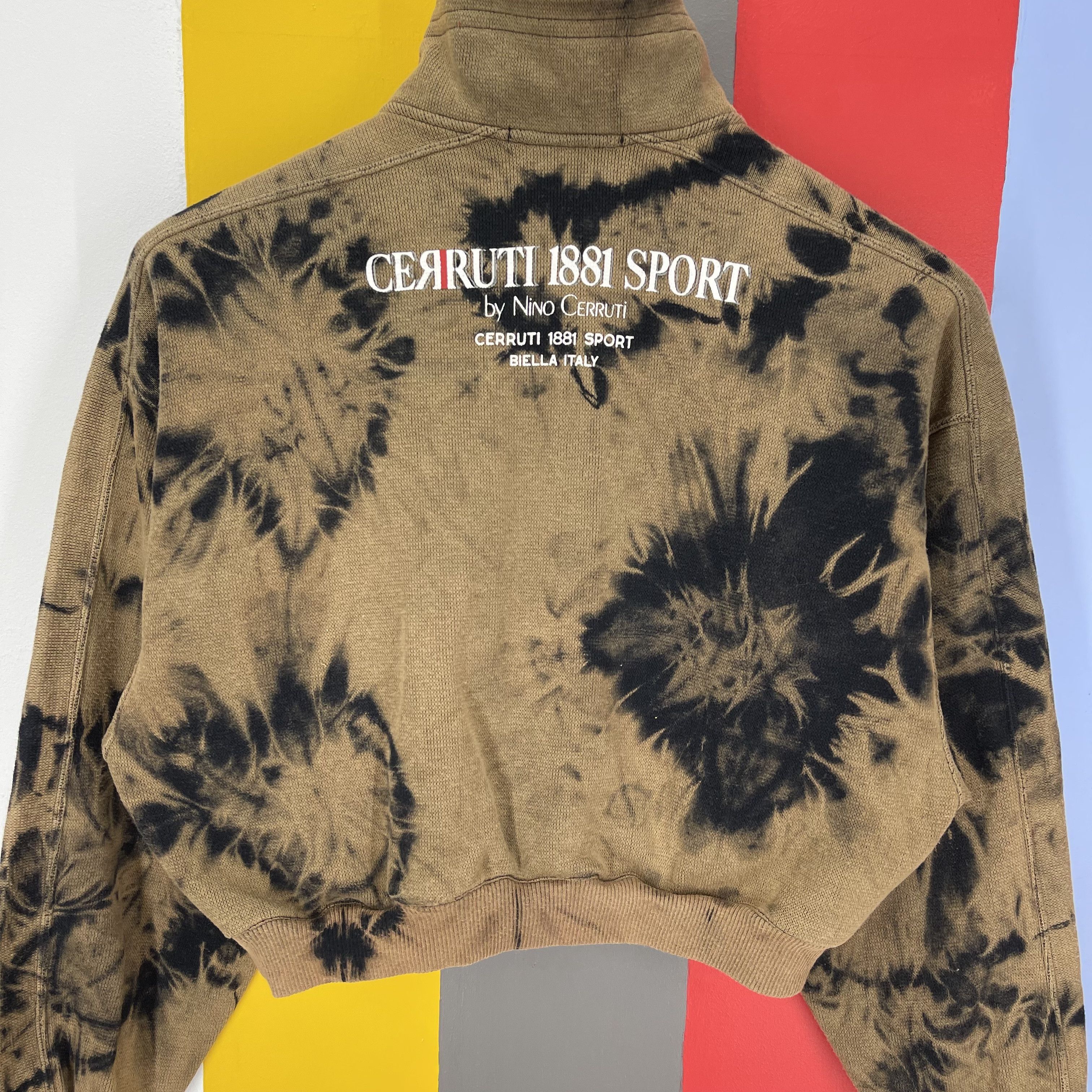 Cerruti 1881 90s Vintage CERRUTI 1881 Crop Sweatshirt Acid Wash #1276/AS Size S / US 4 / IT 40 - 2 Thumbnail