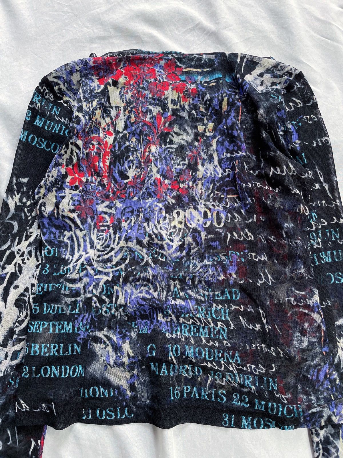 Japanese Brand JAPANESE MESH TOP ART PRINTED Size US XS / EU 42 / 0 - 11 Thumbnail