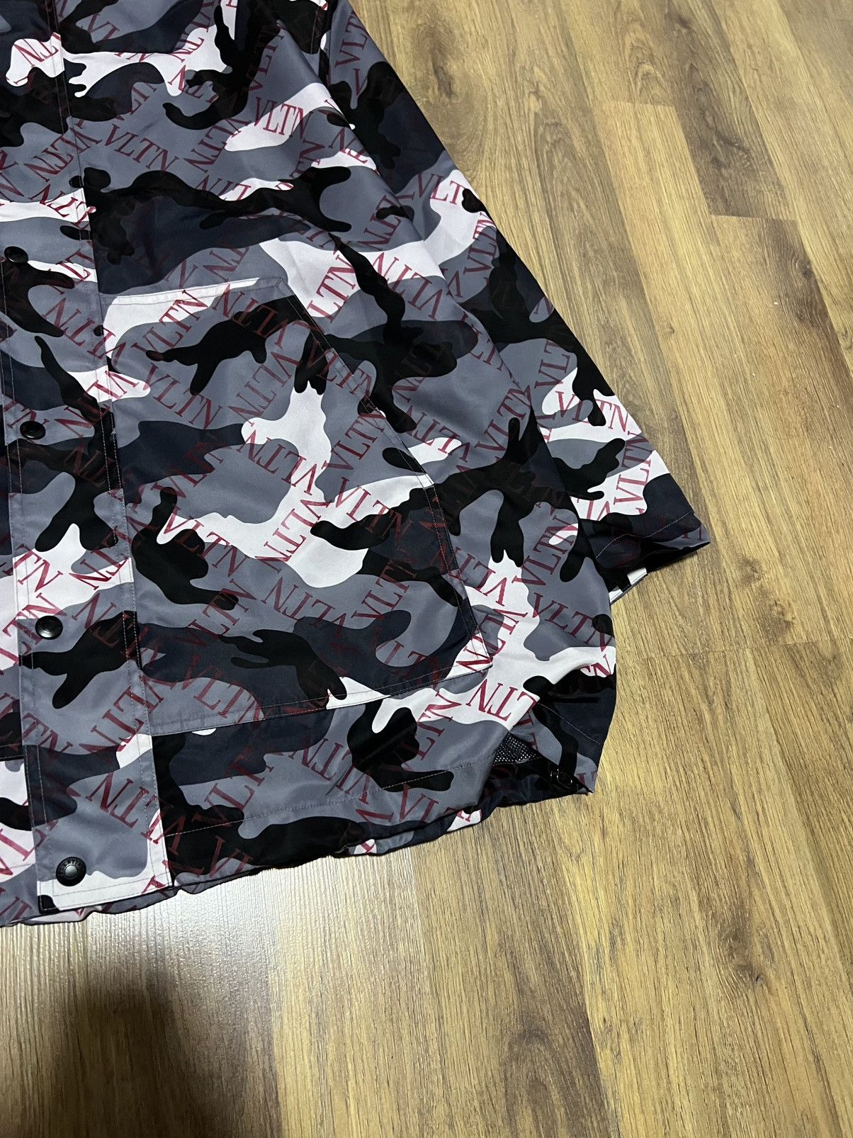Valentino Valentino VLTN Camo Hooded Jacket Size US M / EU 48-50 / 2 - 4 Thumbnail