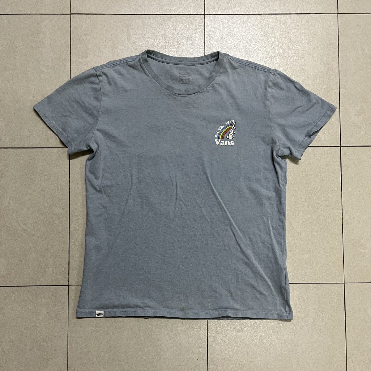 Vans Vans of The Wall Rabbit Rainbow T Shirt Size S / US 4 / IT 40 - 2 Thumbnail
