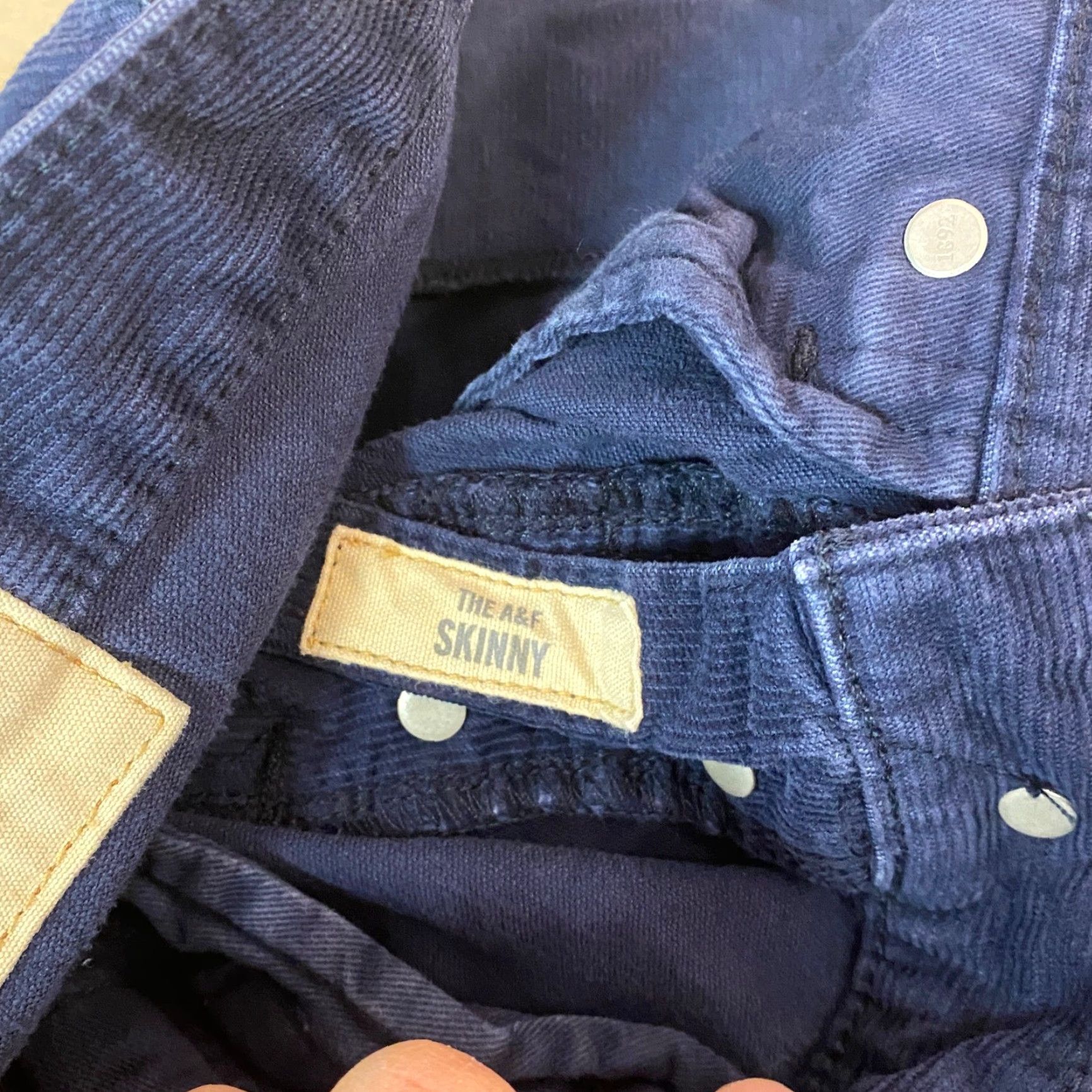 Abercrombie & Fitch Abercrombie Fitch Mens Corduroy Skinny Pants Navy Blue W30 L32 Size US 30 / EU 46 - 4 Thumbnail