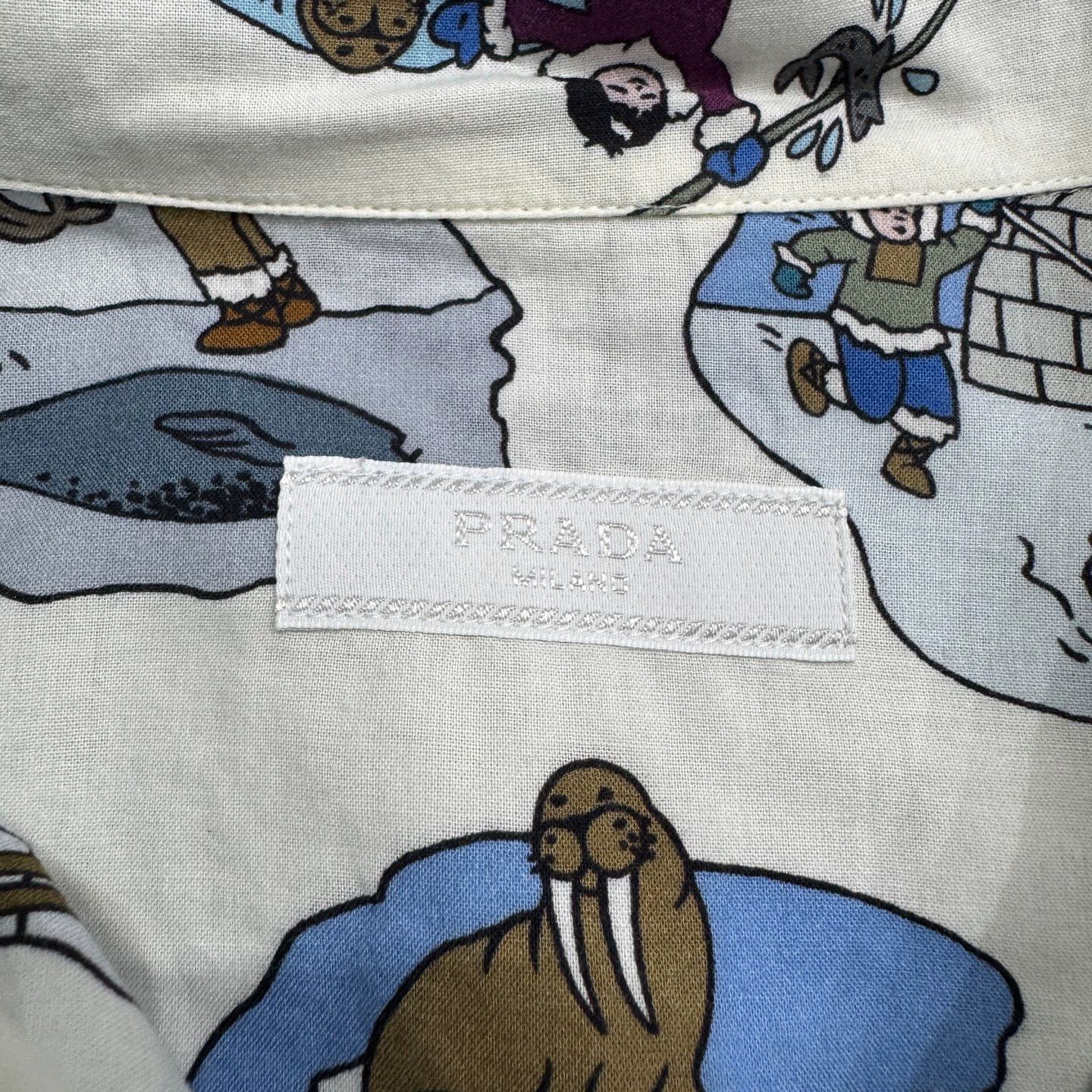 Prada Prada Runway Comic Short Sleeve Shirt L Size US L / EU 52-54 / 3 - 2 Thumbnail