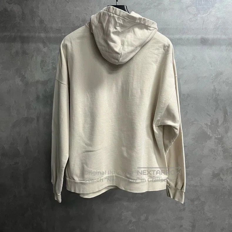 Balenciaga Balenciaga Beige Logo Print Hoodie. Size US XS / EU 42 / 0 - 2 Thumbnail