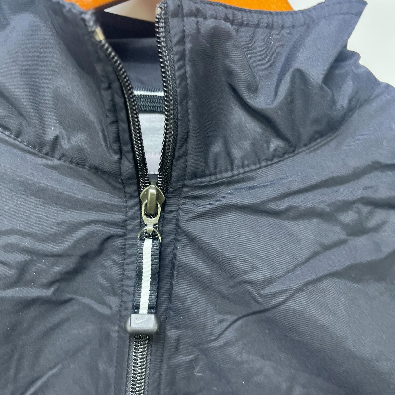 Nike Vintage Nike Y2K Windbreaker Swoosh Jacket Large Size US L / EU 52-54 / 3 - 4 Thumbnail