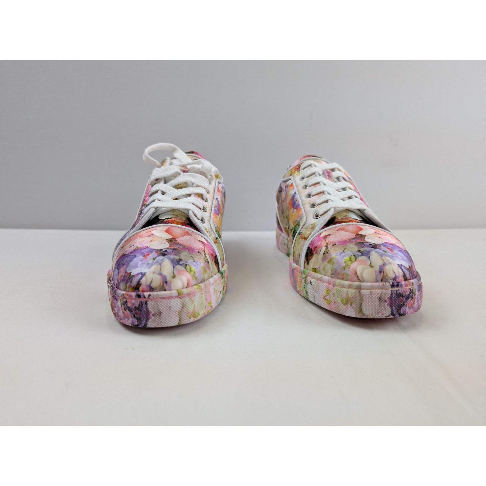 Christian Louboutin o1rshd1 Louis Junior Orlato flat sneaker with a floral print Size US 11 / EU 44 - 9 Thumbnail