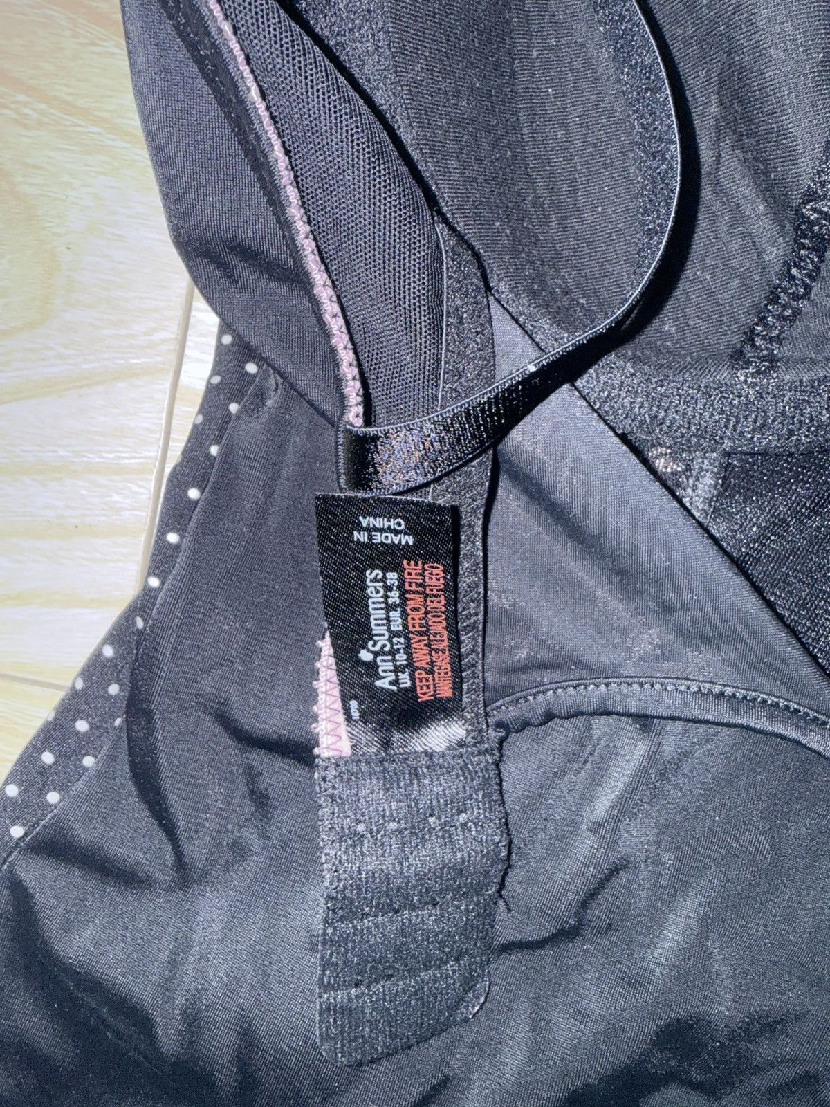 Ann Summers Black and pink polka dot corset! Size XS / US 0-2 / IT 36-38 - 3 Thumbnail