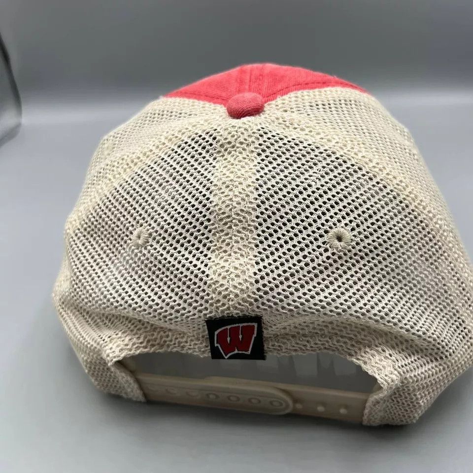 Top Of The World Wisconsin Badgers Trucker Hat Men Top of the World Snap Back Size ONE SIZE - 7 Thumbnail