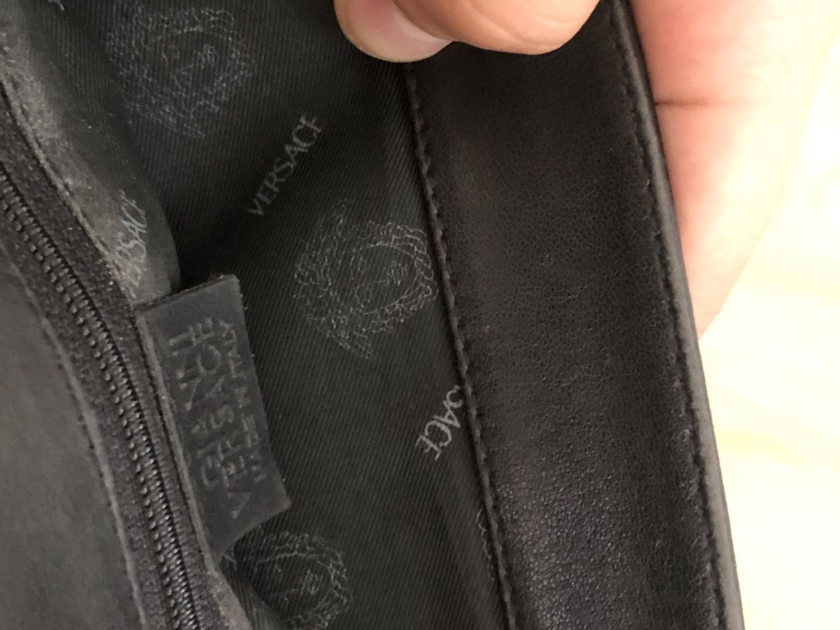 Designer × Versace × Vintage VINTAGE GIANNI VERSACE MEDUSA LEATHER BAG Size ONE SIZE - 12 Thumbnail