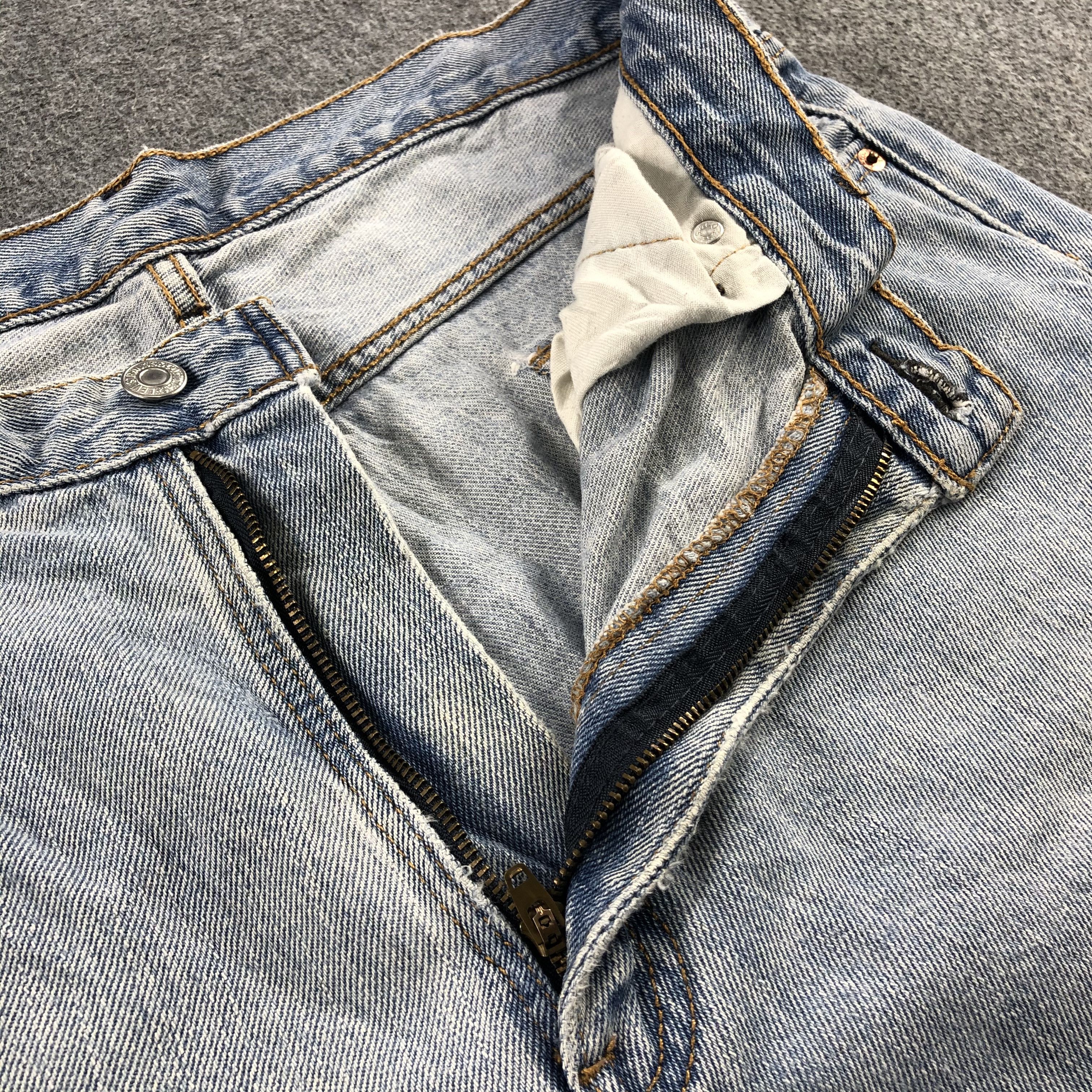 Levi's Vintage Light Wash Levis 550 Jeans-J2098 Size US 36 / EU 52 - 11 Thumbnail