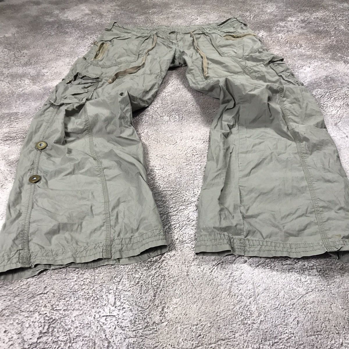 Vintage Vintage 90s Baggy Cargo Pants Parachute Streetwear Grunge 30 Size 30" / US 8 / IT 44 - 1 Thumbnail