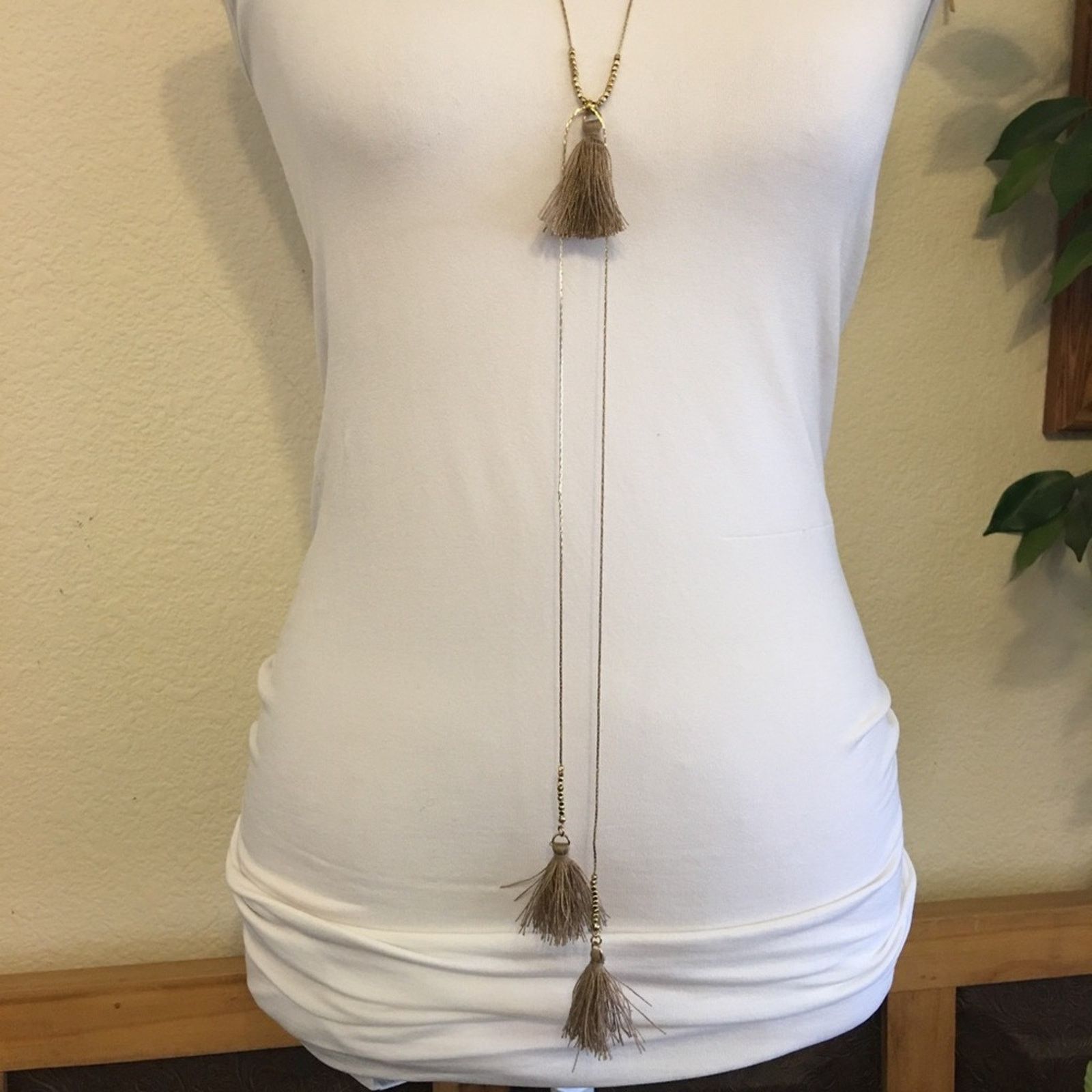 Vintage Vintage gold tone chain beaded fringe necklace Size ONE SIZE - 3 Thumbnail