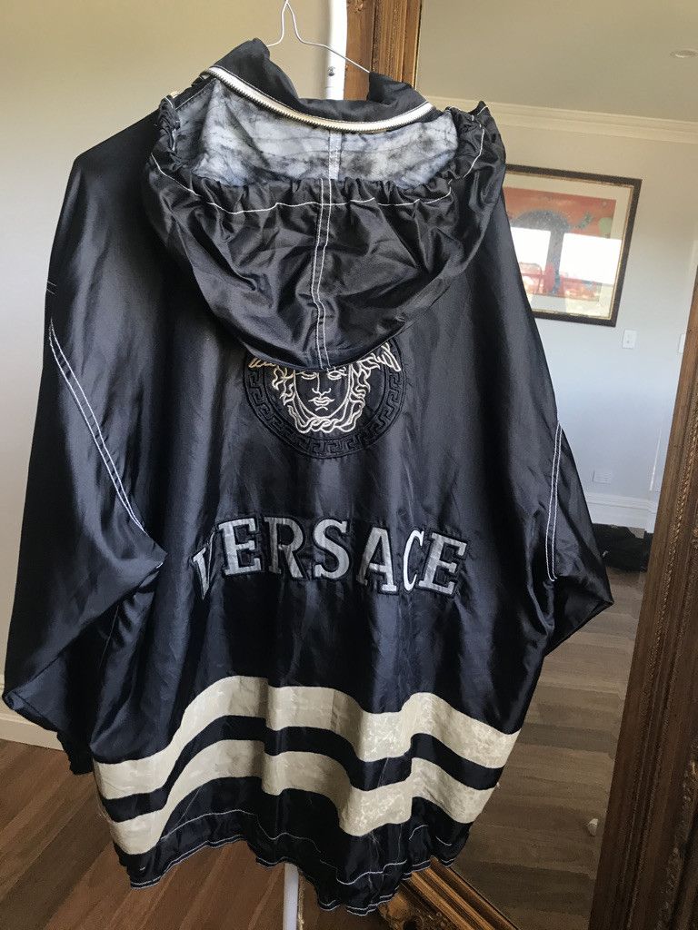 Versace Vintage Windbreaker Jacket Size US XL / EU 56 / 4 - 9 Thumbnail