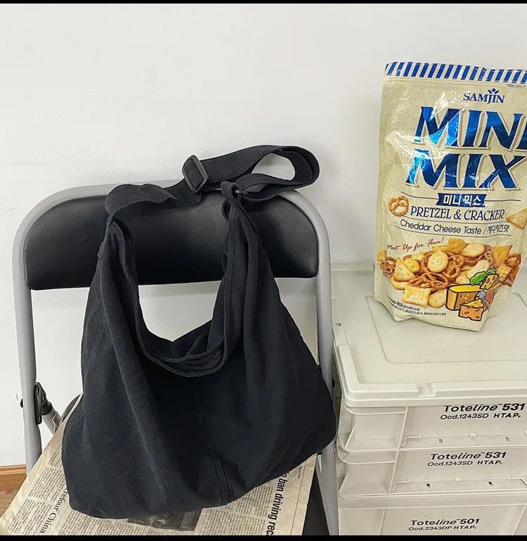Japanese Brand × Vintage Shoulder Bag Large Canvas Crossbody y2k military Size ONE SIZE - 5 Thumbnail