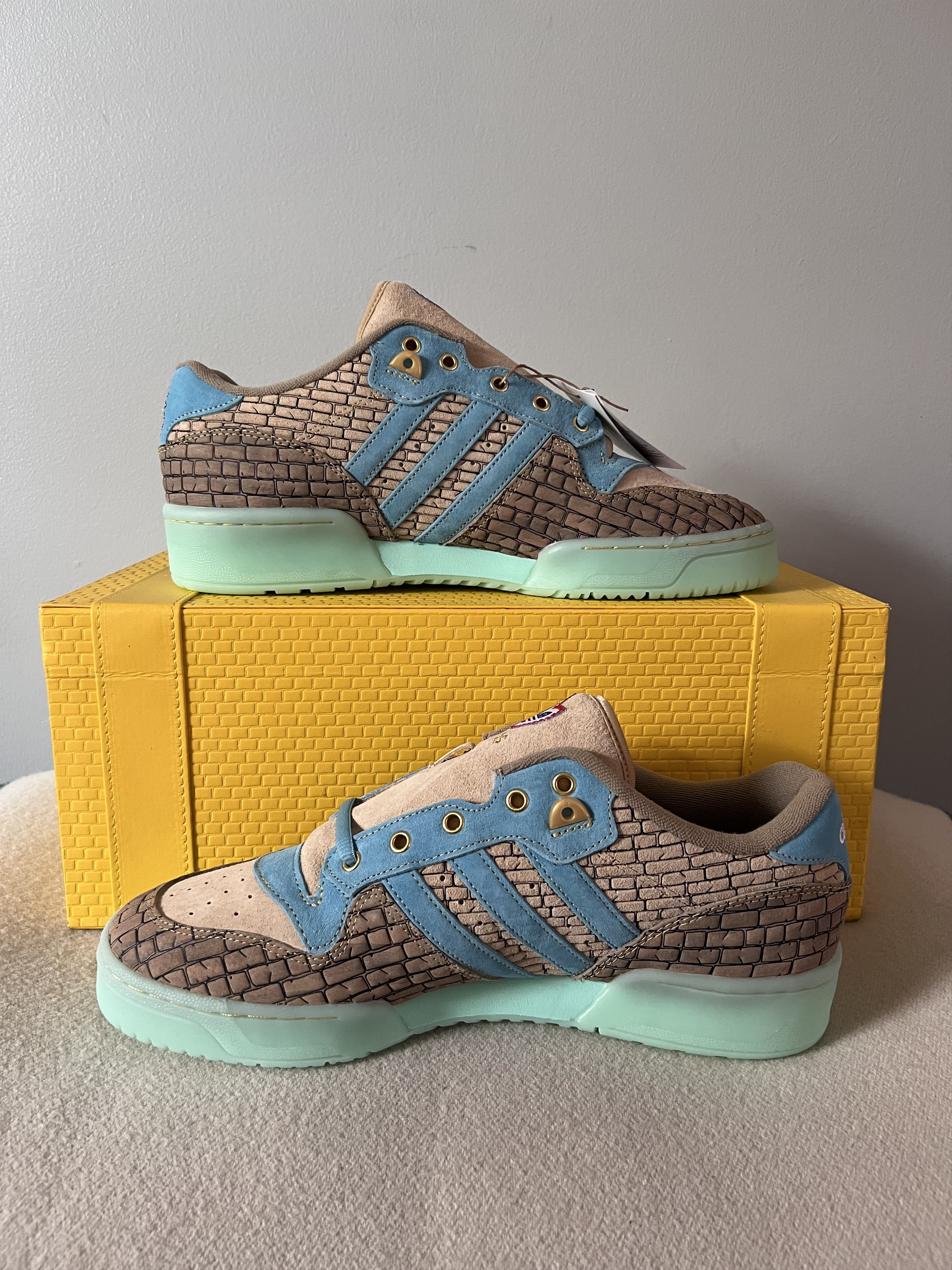 Adidas Unheardof Adidas Rivalry Low Building Bridges Yellow Box Size US 12 / EU 45 - 3 Thumbnail