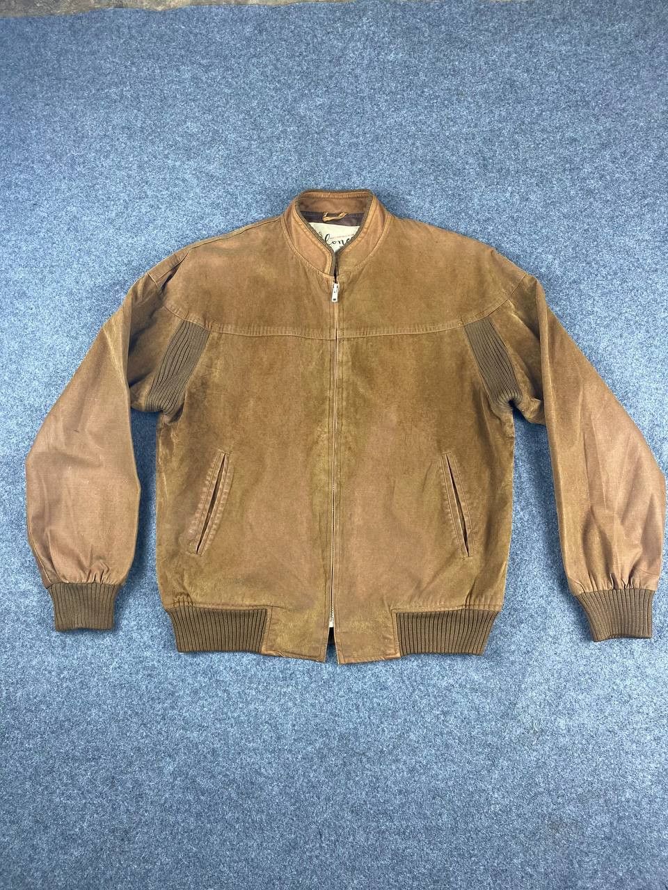 Japanese Brand vintage japanese brand velvet jacket nice design Size US M / EU 48-50 / 2 - 1 Thumbnail