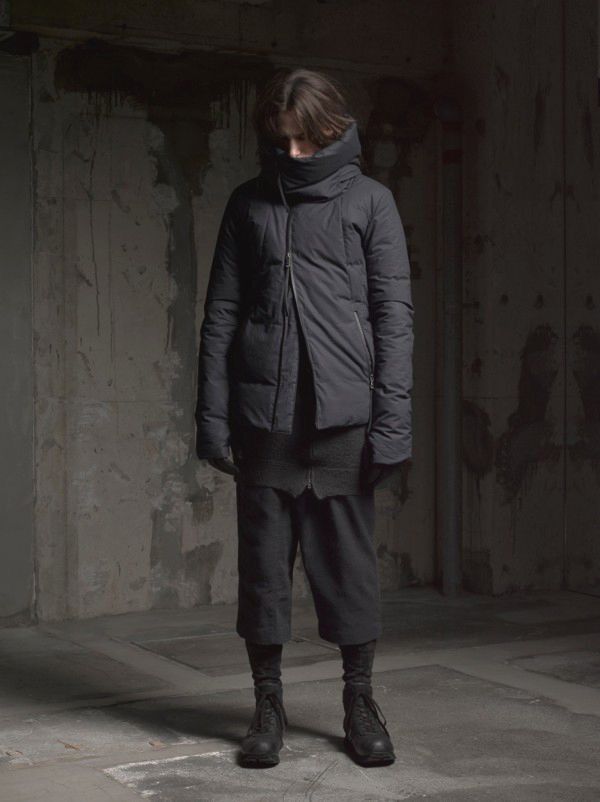 The Viridi-anne Iconic TVA hooded down jacket JP4 Size US L / EU 52-54 / 3 - 2 Thumbnail