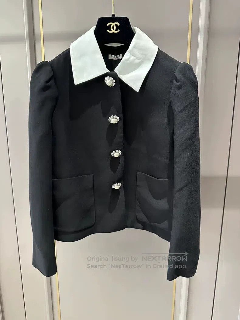 Miu Miu Miu Miu 38 Rhinestone pearl button coat Size M / US 6-8 / IT 42-44 - 2 Thumbnail