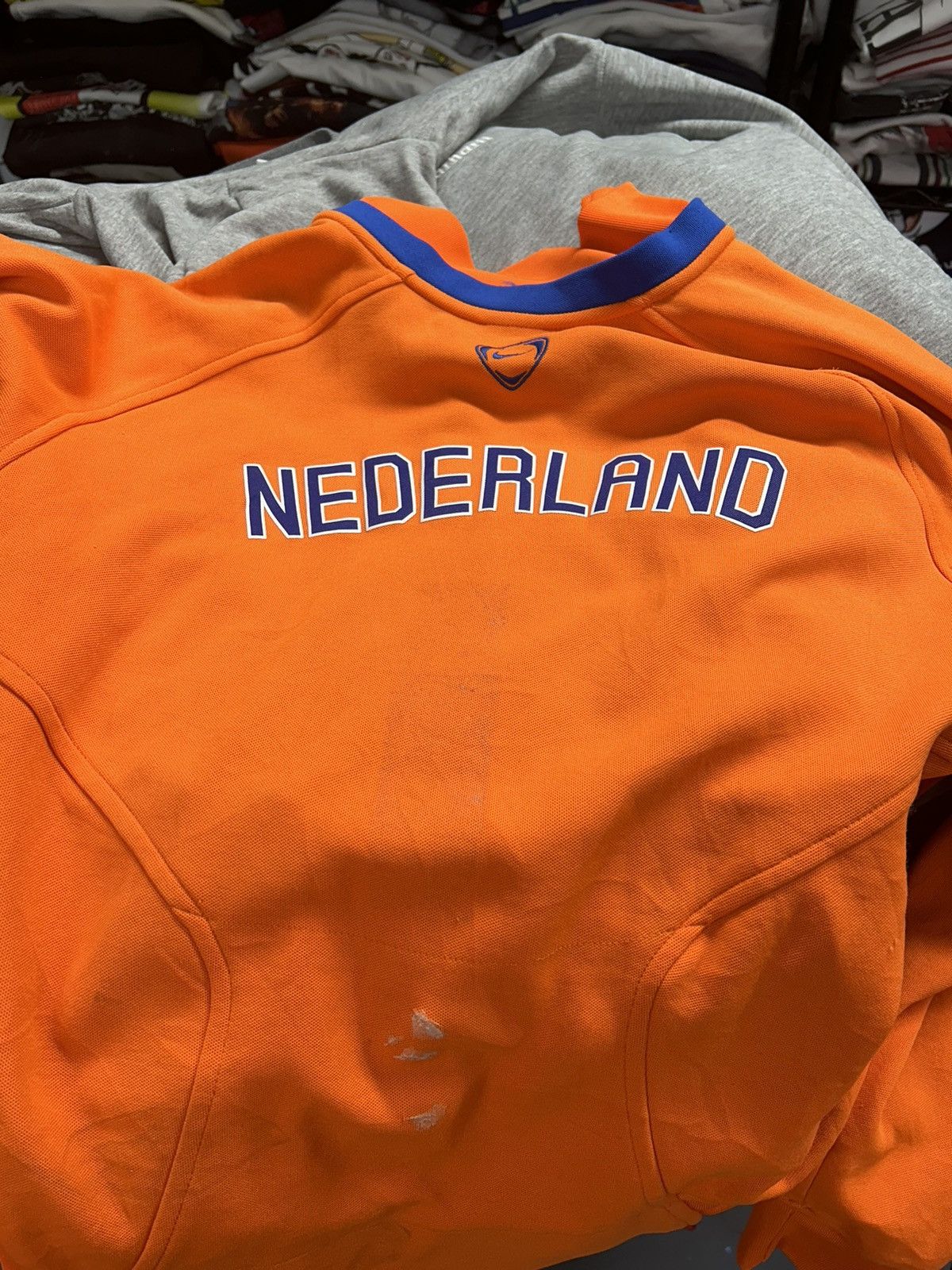 Nike × Vintage Crazy Vintage Y2K Essential Orange Nike Netherlands Sweater Size US L / EU 52-54 / 3 - 3 Thumbnail