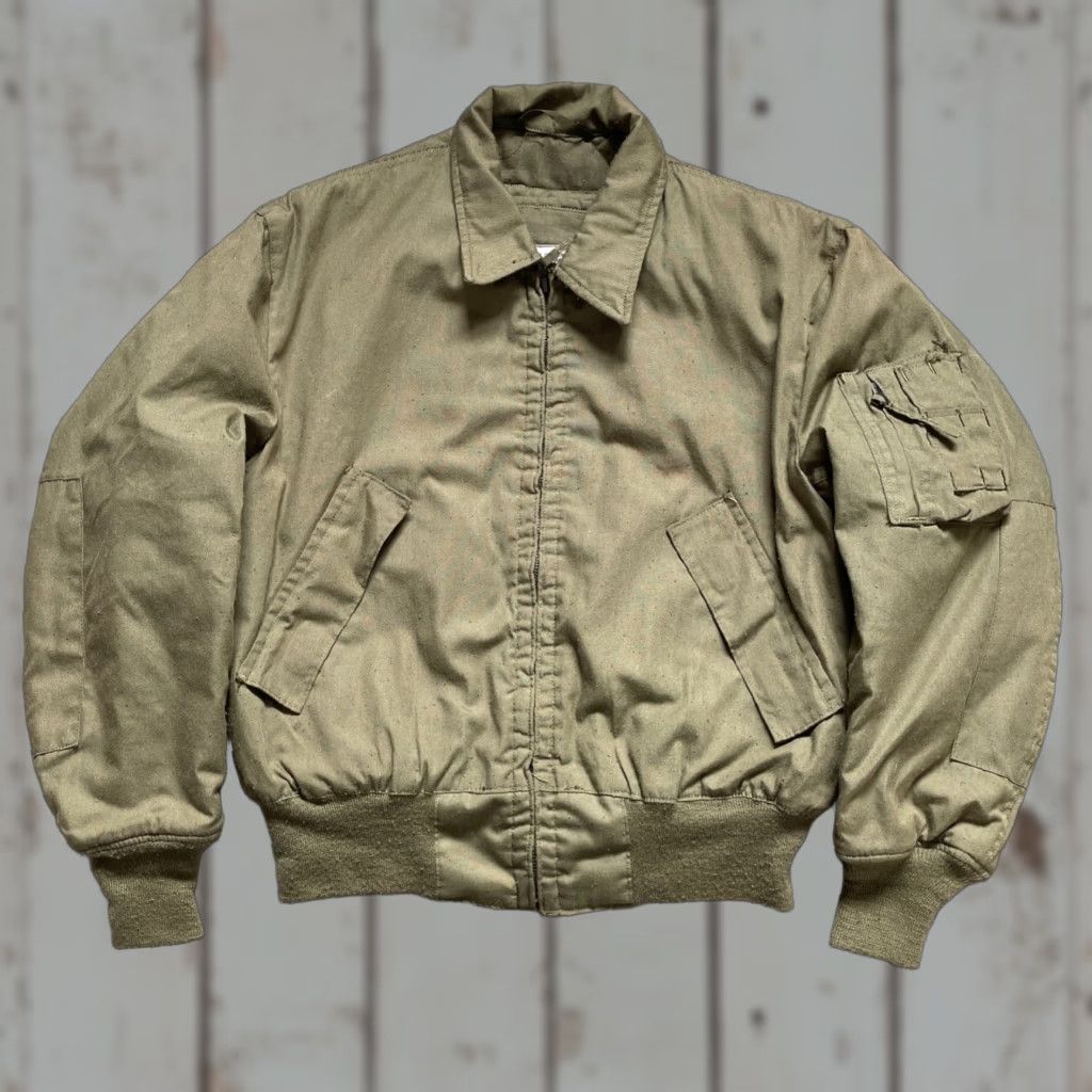 Avirex VINTAGE Avirex Aramid Cold Weather High Temperature Military Jacket M Green 80s USAF Army Air Force Bomber Flight Military Jacket Unisex Adults Size M Size US M / EU 48-50 / 2 - 1 Thumbnail